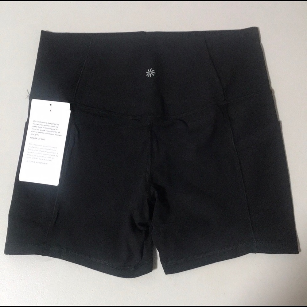 NWT Salutation Stash Pocket II 5" Short Black M